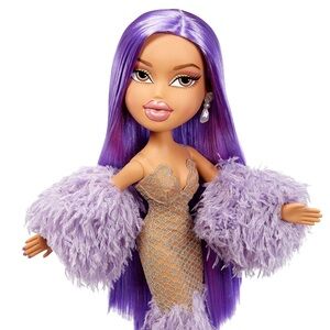 Kylie Giant Bratz